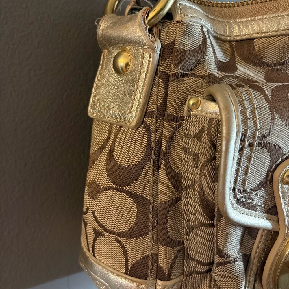 Vintage Y2K Coach legacy F12869 in rare color champagne signature - Picture 4 of 11